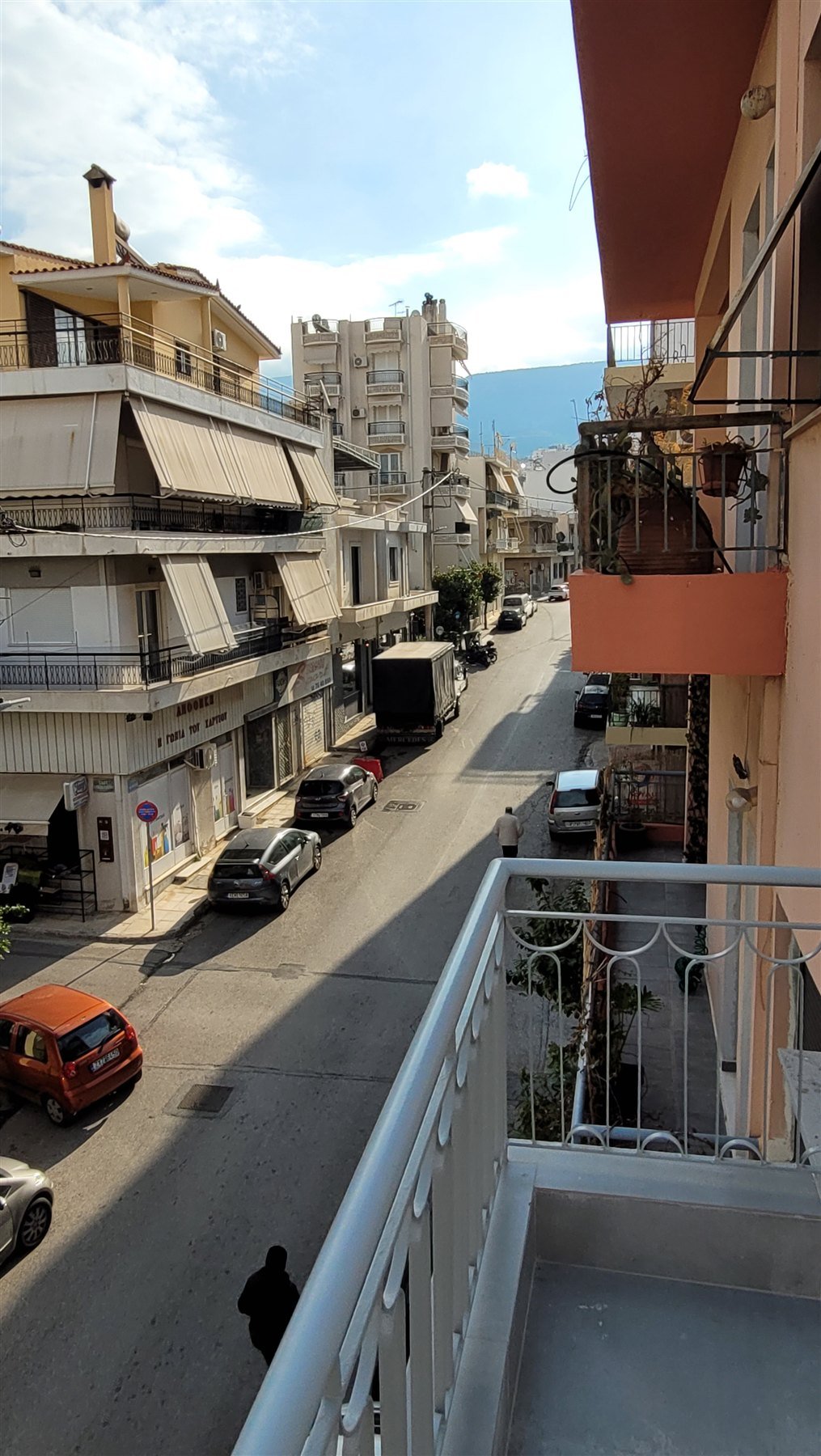Balcony facing Magnisias Street